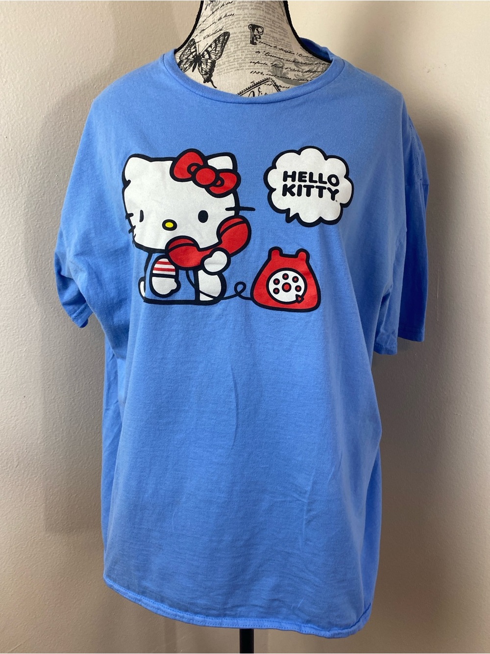 Hello Kitty by Sanrio Blue Graphic Tee Phone Call Shirt Women’s XL